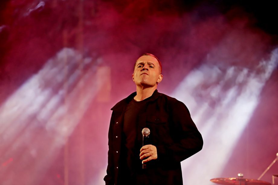 35ª Festa do Folclore encerra com show histórico dos Paralamas do Sucesso em Três Lagoas