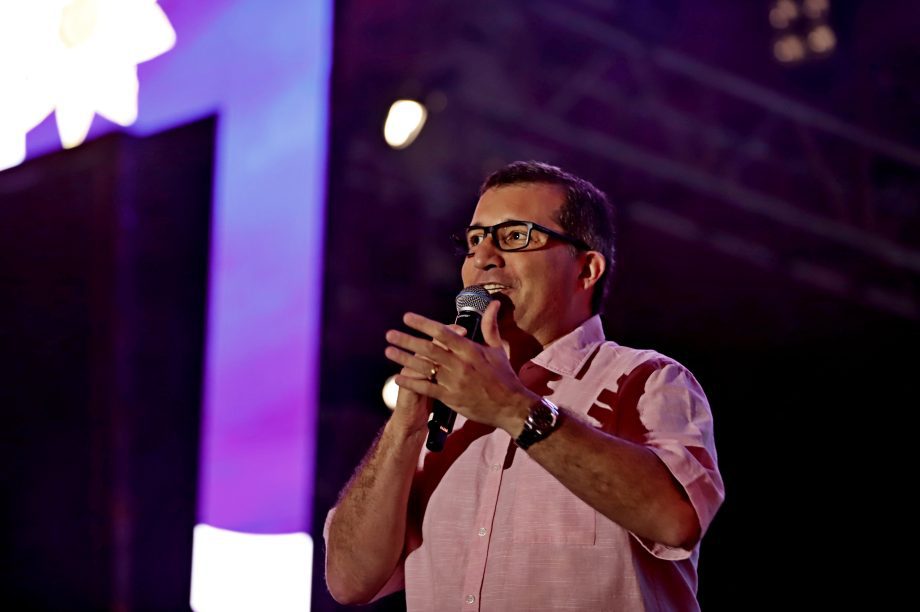 35ª Festa do Folclore encerra com show histórico dos Paralamas do Sucesso em Três Lagoas