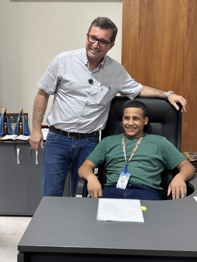 Prefeito realiza café da tarde com alunos do CER II, APAE e familiares em Comemoração à Semana da Deficiência Intelectual e Múltipla Prefeito realiza café da tarde com alunos do CER II, APAE e familiares em Comemoração à Semana da Deficiência Intelectual e Múltipla