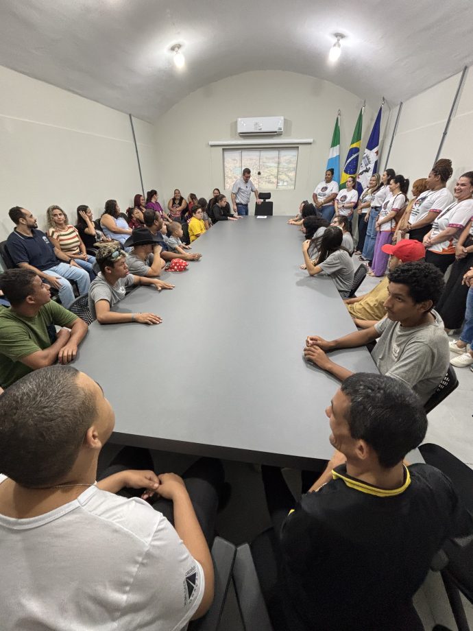Prefeito realiza café da tarde com alunos do CER II, APAE e familiares em Comemoração à Semana da Deficiência Intelectual e Múltipla Prefeito realiza café da tarde com alunos do CER II, APAE e familiares em Comemoração à Semana da Deficiência Intelectual e Múltipla