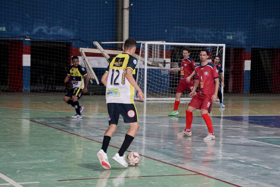 APAS Três Lagoas empata em jogo emocionante na abertura do Estadual de Futsal
