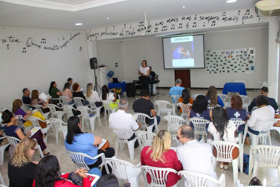 Assistência Social realiza ação alusiva ao Dia Nacional de Luta da População em Situação de Rua