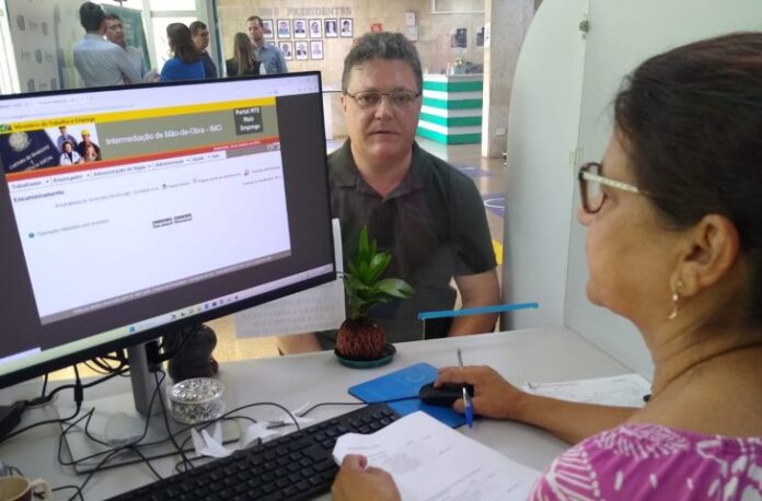 Empregos-Bionergia-Funtrab-Foto-Luiz-Valney-Funtrab-1-e1729278375760-730x480