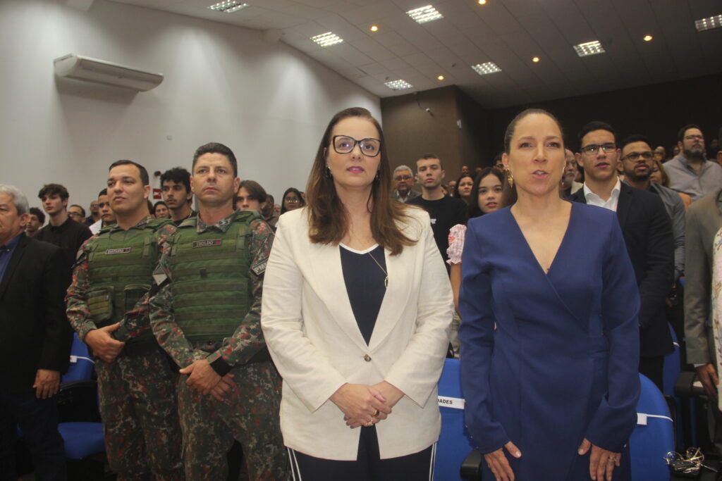 Uma noite para a história: Câmara Municipal celebra 110 anos com homenagens marcadas por emoção e reconhecimento