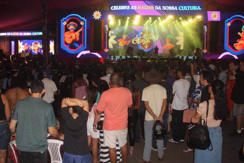 Prefeito Cassiano Maia dá pontapé inicial na 35ª Festa do Folclore e reforça união com o Legislativo Prefeito Cassiano Maia dá pontapé inicial na 35ª Festa do Folclore e reforça união com o Legislativo