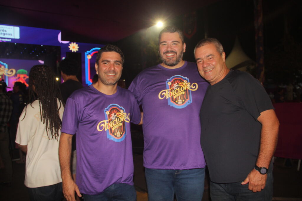Prefeito Cassiano Maia dá pontapé inicial na 35ª Festa do Folclore e reforça união com o Legislativo Prefeito Cassiano Maia dá pontapé inicial na 35ª Festa do Folclore e reforça união com o Legislativo