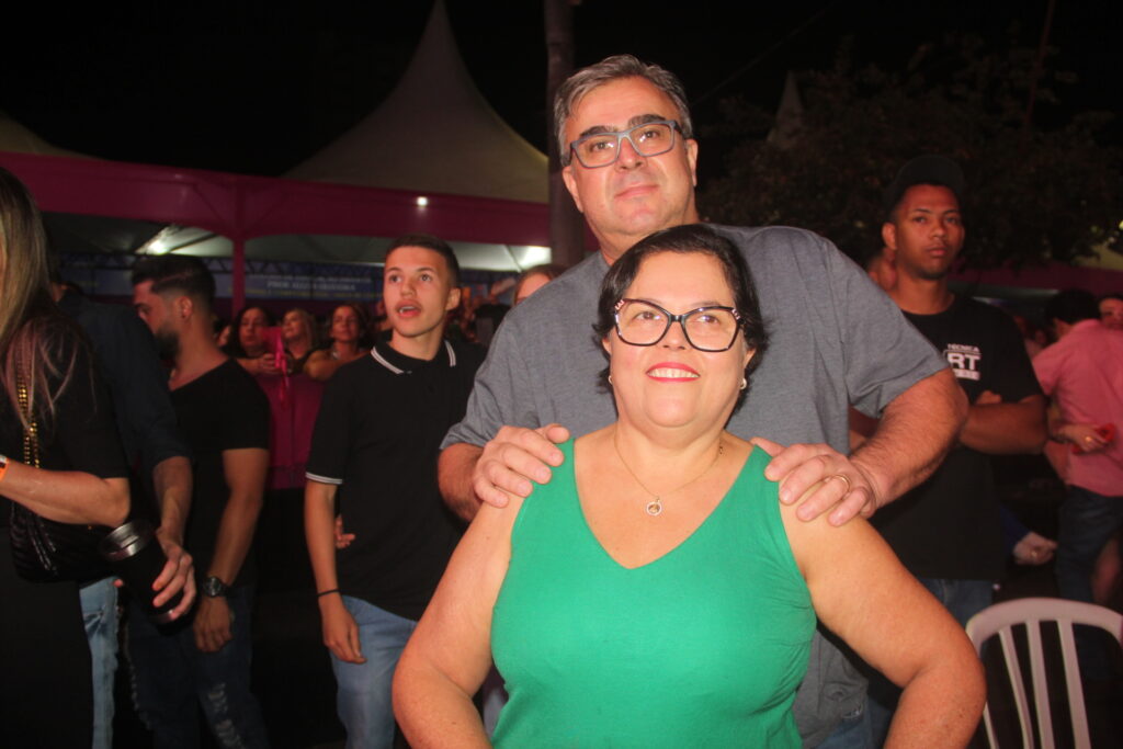 Entre emoções e elogios, Eduardo Costa enaltece Três Lagoas em noite de show Entre emoções e elogios, Eduardo Costa enaltece Três Lagoas em noite de show