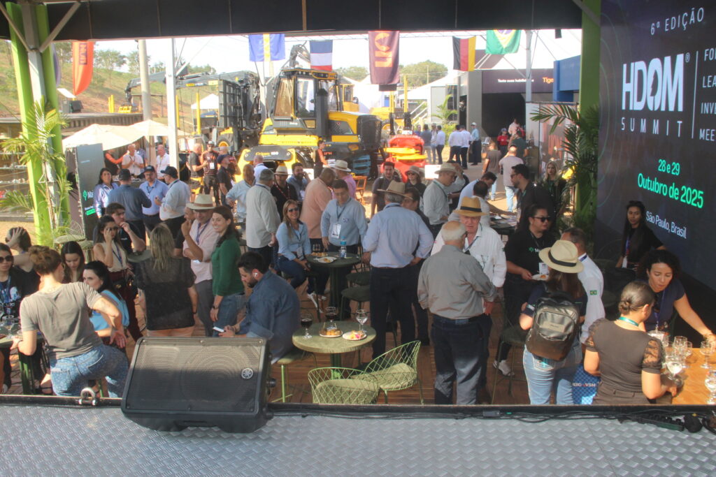 Show Florestal coloca Três Lagoas no centro do mercado global da celulose