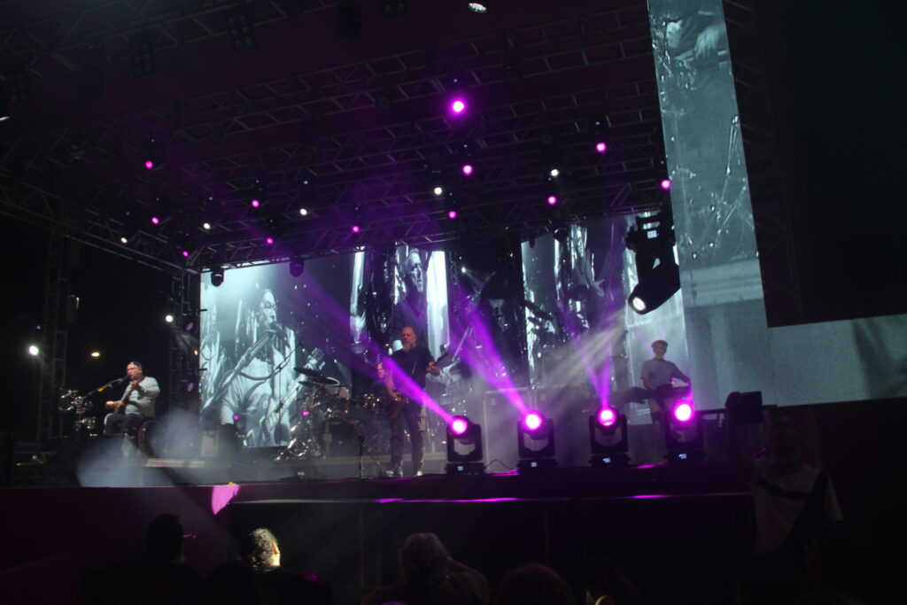 Três Lagoas recebe pela primeira vez os 'Paralamas do Sucesso' em show histórico no folclore Três Lagoas recebe pela primeira vez os 'Paralamas do Sucesso' em show histórico no folclore