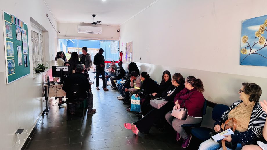 Ação de atualização do Cadastro Único regulariza dezenas de famílias no CRAS Interlagos
