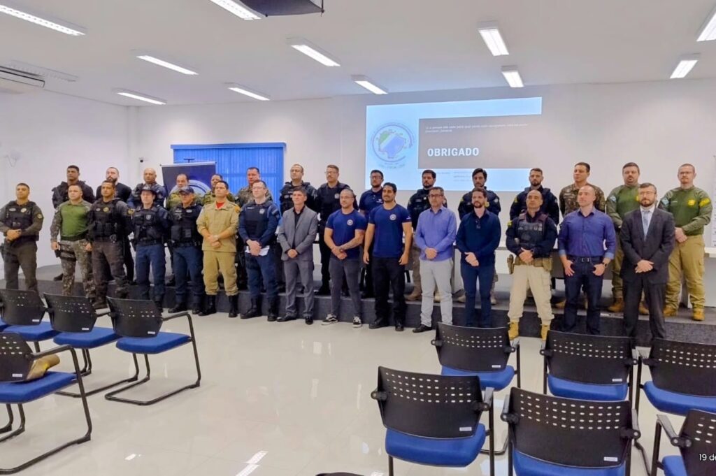 Gabinete de Gestão Integrada de Fronteiras e Divisas discute ações integradas de Segurança Pública em MS Gabinete de Gestão Integrada de Fronteiras e Divisas discute ações integradas de Segurança Pública em MS