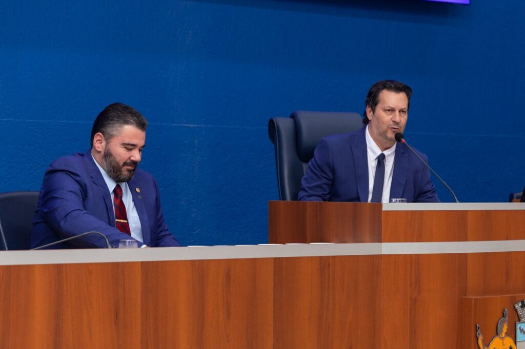 Câmara promove solenidade para entrega de títulos de cidadão e moções