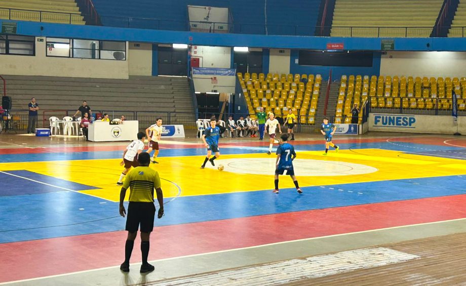 Três Lagoas conquista 3º lugar no futsal feminino da 2ª divisão nos Jogos Escolares da Juventude de MS 2025