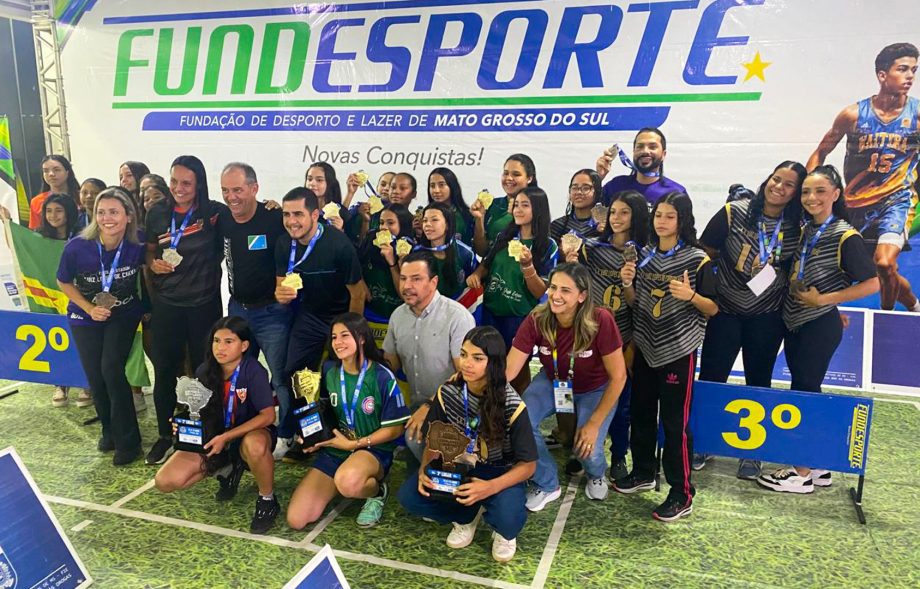 Três Lagoas conquista 3º lugar no futsal feminino da 2ª divisão nos Jogos Escolares da Juventude de MS 2025