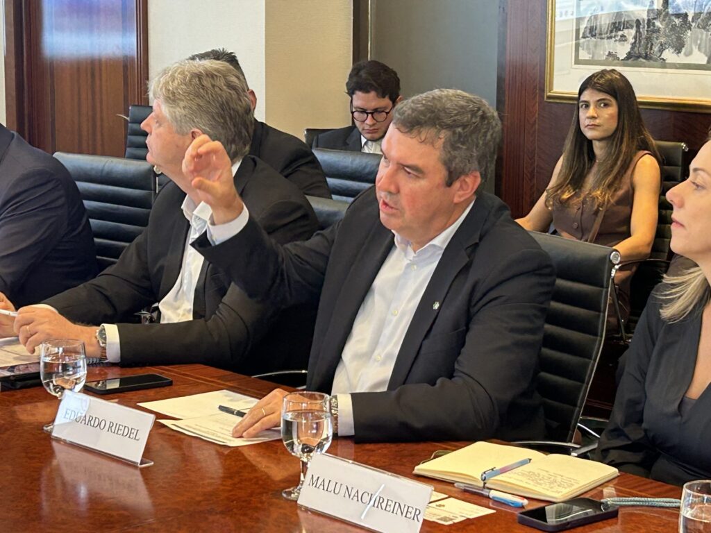 Governo de MS apresenta oportunidades a empresários de Singapura e discute investimentos na área ambiental