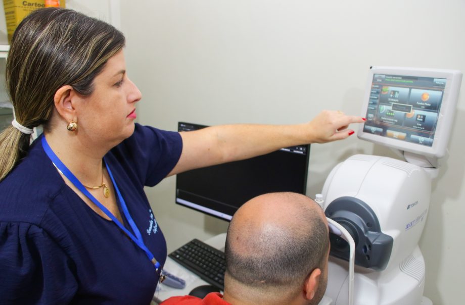 Prefeitura investe em novo equipamento para zerar fila de exames oftalmológicos