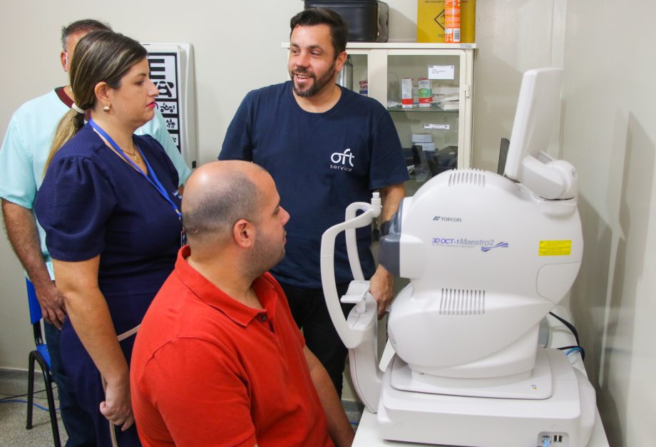 Prefeitura investe em novo equipamento para zerar fila de exames oftalmológicos