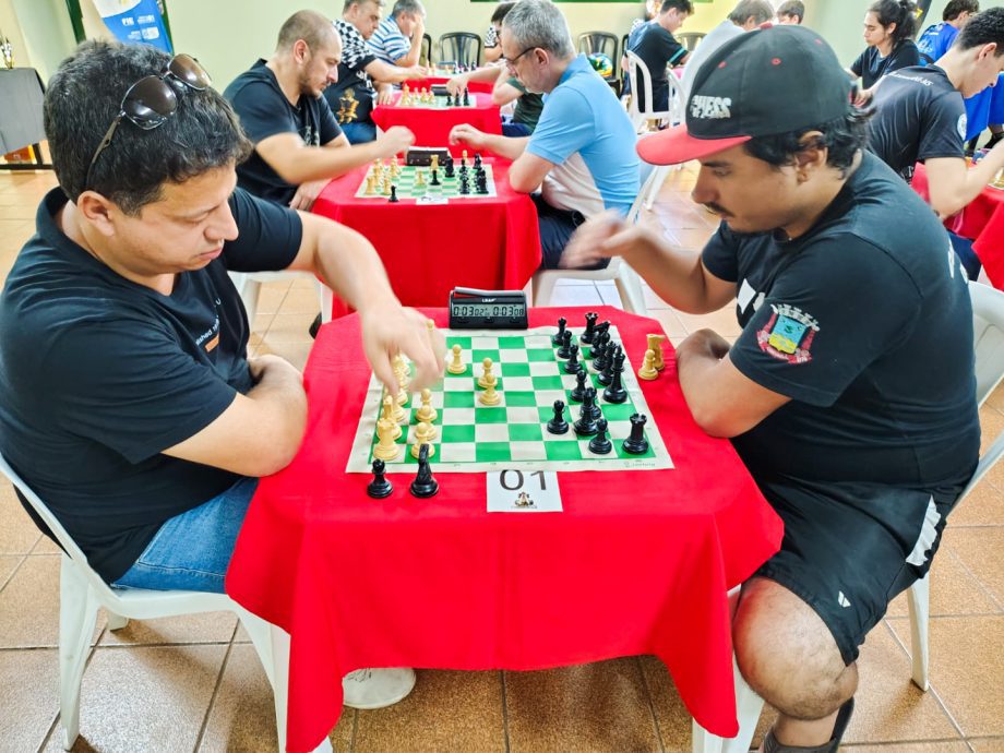 Três Lagoas conquista títulos no 1º Torneio Open Capablanca de xadrez em Campo Grande