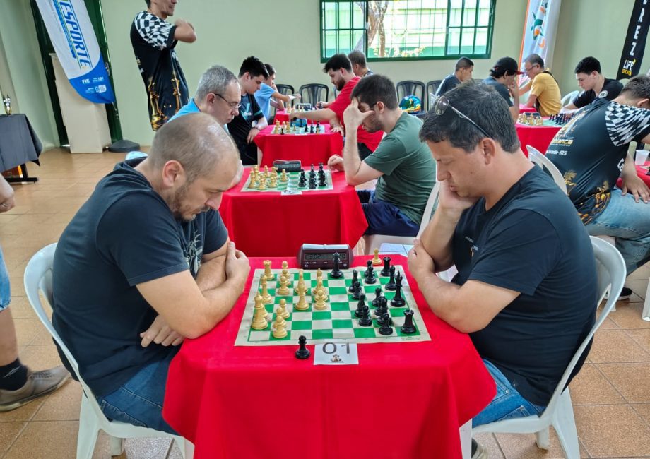 Três Lagoas conquista títulos no 1º Torneio Open Capablanca de xadrez em Campo Grande