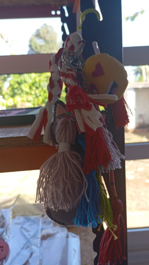 Usuários da Rede de Atenção Psicossocial expõem artesanatos na 35ª Festa do Folclore em Três Lagoas
