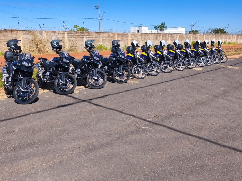 Para um trânsito mais consciente e seguro, Prefeitura promove ações alusivas ao Dia do Motorista e Motociclista Para um trânsito mais consciente e seguro, Prefeitura promove ações alusivas ao Dia do Motorista e Motociclista