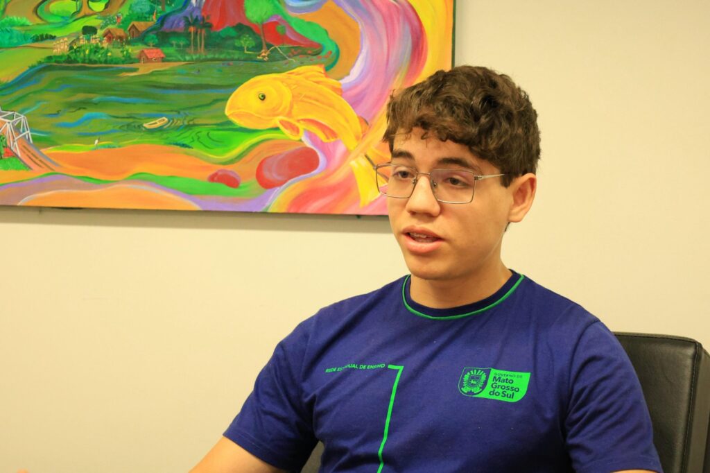 Governo e escolas de Chapadão do Sul fortalecem cidadania com projeto que aproxima jovens da vida pública Governo e escolas de Chapadão do Sul fortalecem cidadania com projeto que aproxima jovens da vida pública