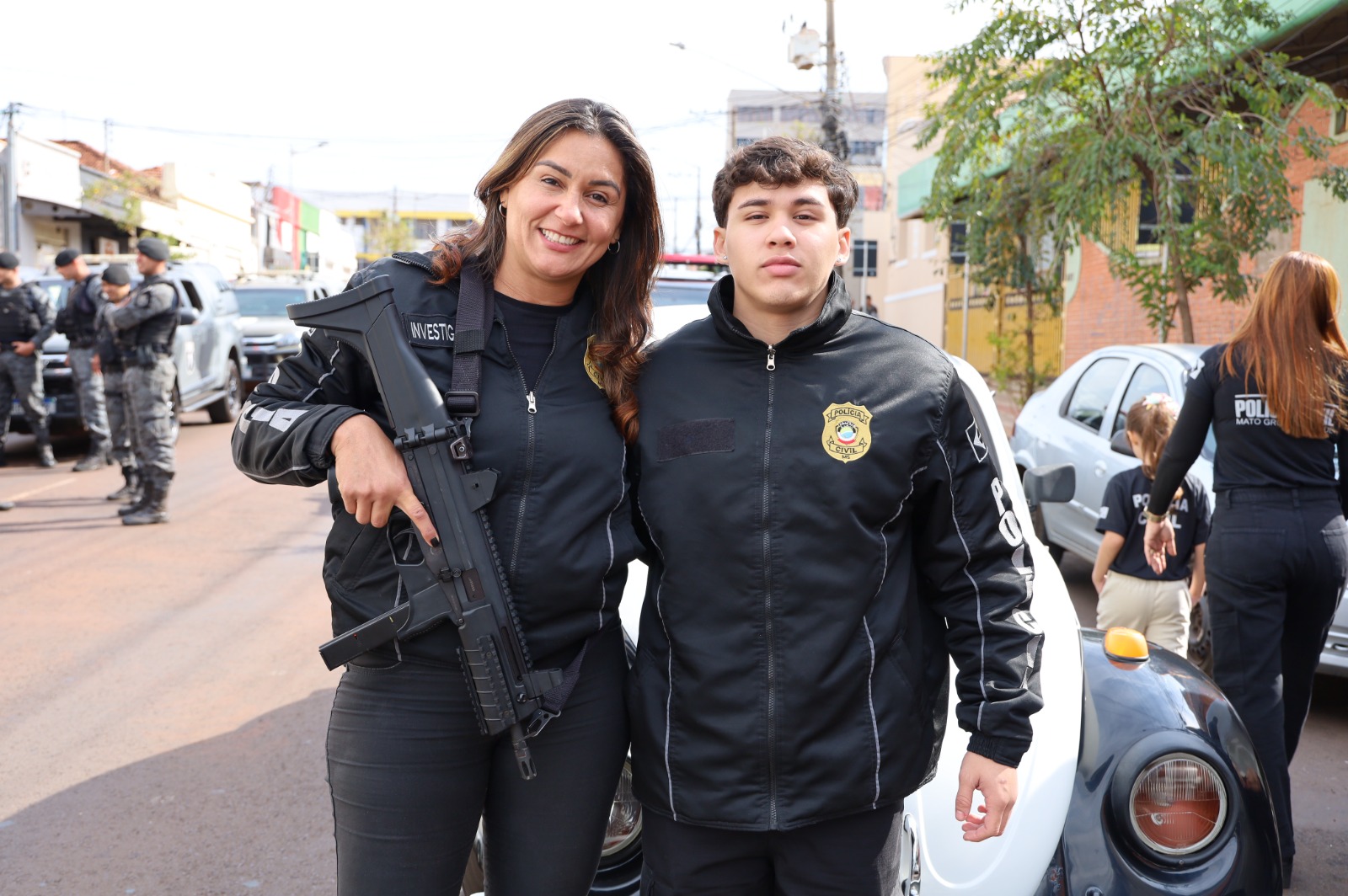 Polícia Civil participa do desfile em comemoração ao aniversário de 126 anos de Campo Grande Polícia Civil participa do desfile em comemoração ao aniversário de 126 anos de Campo Grande
