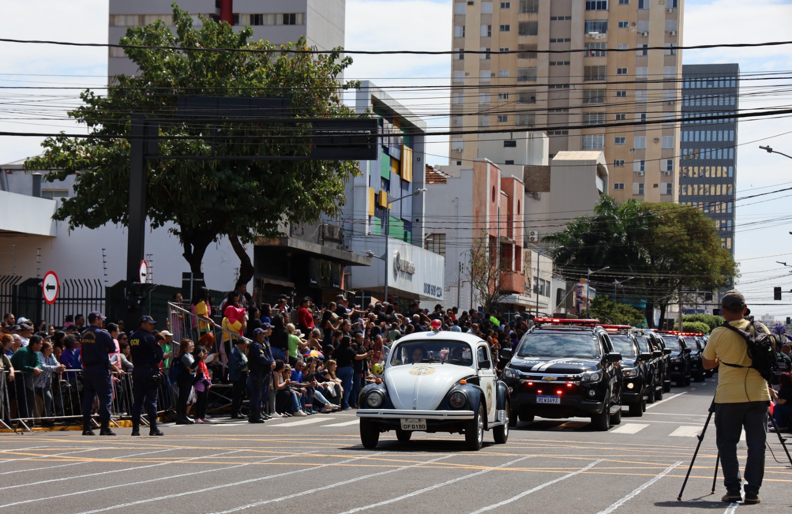 Polícia Civil participa do desfile em comemoração ao aniversário de 126 anos de Campo Grande Polícia Civil participa do desfile em comemoração ao aniversário de 126 anos de Campo Grande