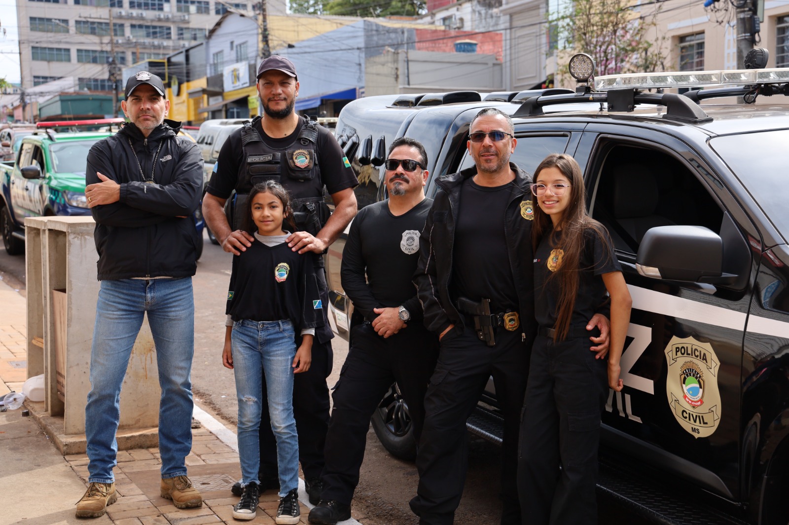 Polícia Civil participa do desfile em comemoração ao aniversário de 126 anos de Campo Grande Polícia Civil participa do desfile em comemoração ao aniversário de 126 anos de Campo Grande