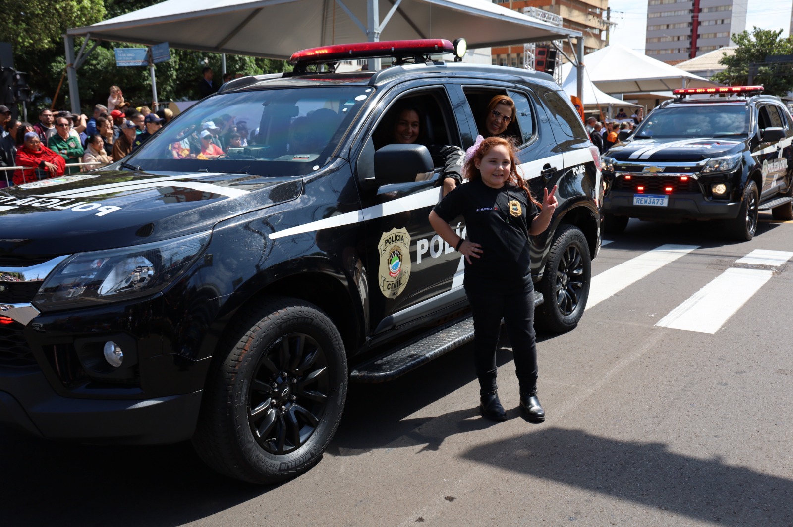 Polícia Civil participa do desfile em comemoração ao aniversário de 126 anos de Campo Grande Polícia Civil participa do desfile em comemoração ao aniversário de 126 anos de Campo Grande