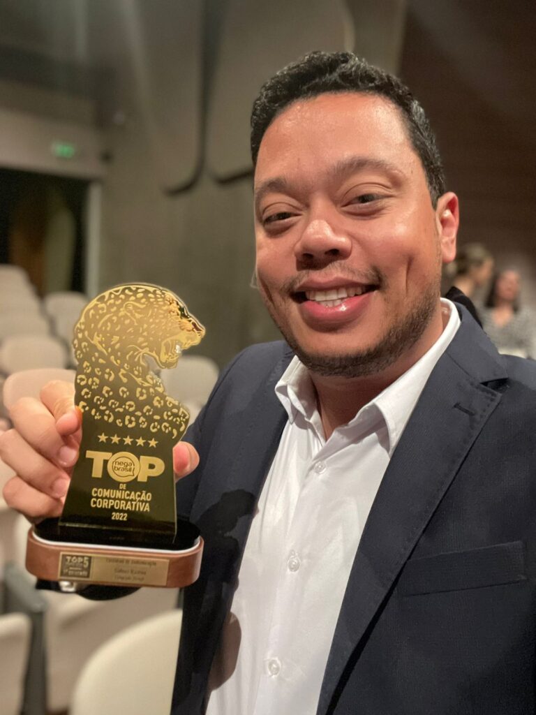 Contexto Mídia recebe Troféu Onça Pintada e consolida 25 anos de excelência em comunicação Contexto Mídia recebe Troféu Onça Pintada e consolida 25 anos de excelência em comunicação