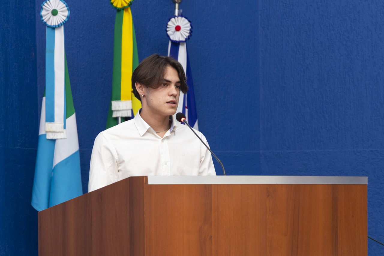 Jovens vereadores apresentam projetos de lei visando diagnóstico tardio do autismo e combate ao cyberbullying Jovens vereadores apresentam projetos de lei visando diagnóstico tardio do autismo e combate ao cyberbullying