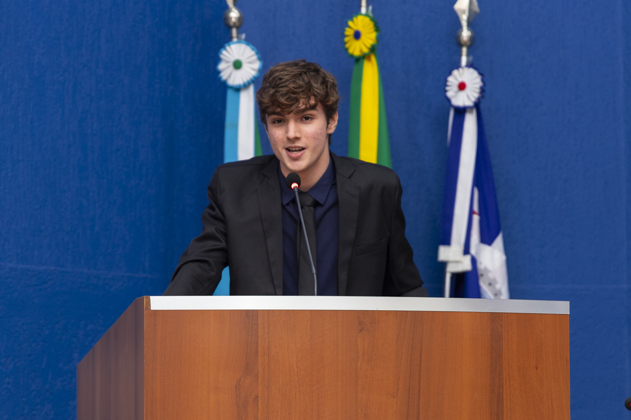 Jovens vereadores apresentam projetos de lei visando diagnóstico tardio do autismo e combate ao cyberbullying Jovens vereadores apresentam projetos de lei visando diagnóstico tardio do autismo e combate ao cyberbullying
