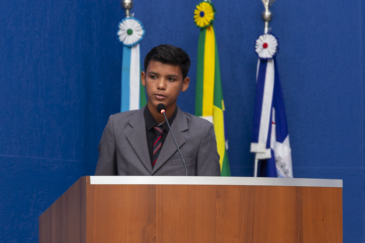 Jovens vereadores apresentam projetos de lei visando diagnóstico tardio do autismo e combate ao cyberbullying Jovens vereadores apresentam projetos de lei visando diagnóstico tardio do autismo e combate ao cyberbullying