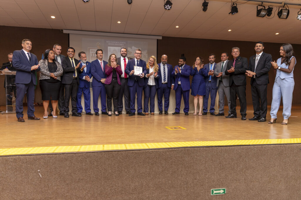 Uma noite para a história: Câmara Municipal celebra 110 anos com homenagens marcadas por emoção e reconhecimento