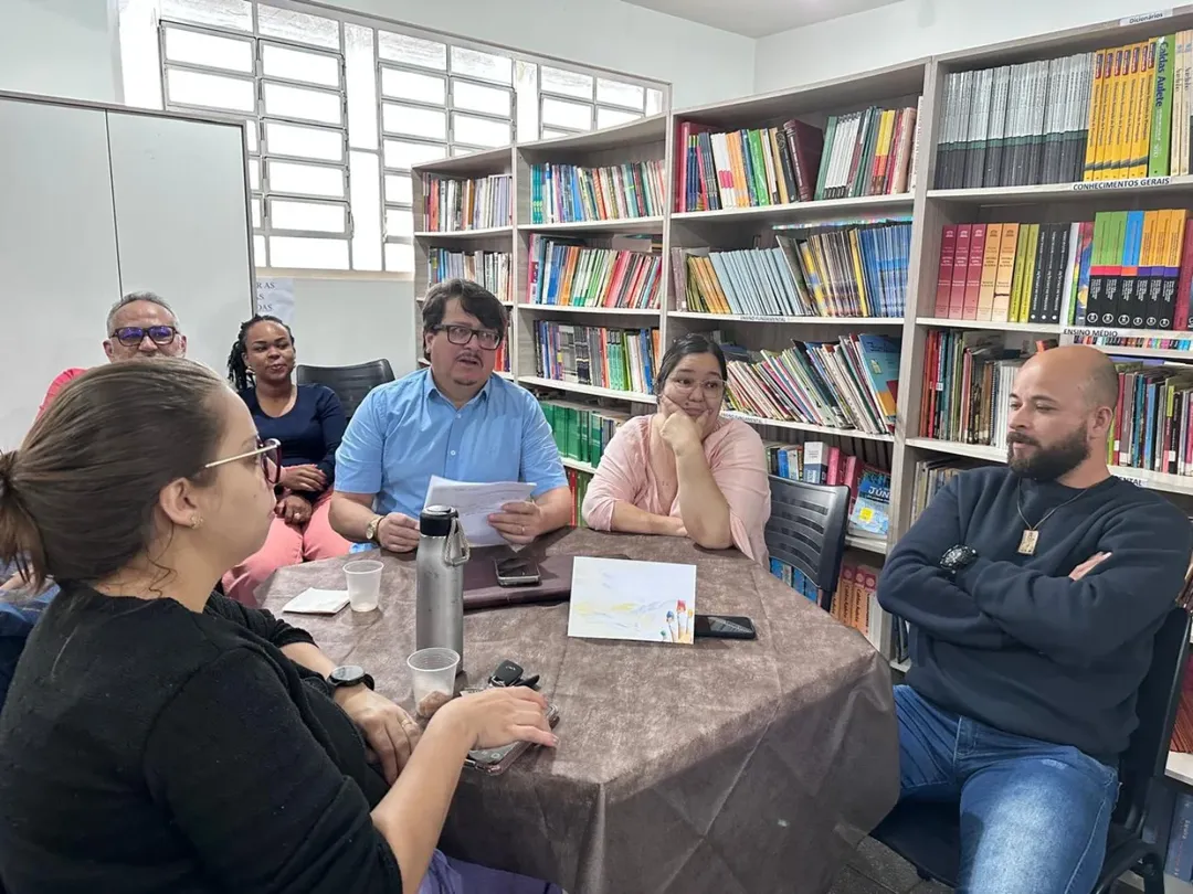 Mais de 190 mil estudantes retornam às aulas nas escolas estaduais de MS nesta terça-feira
