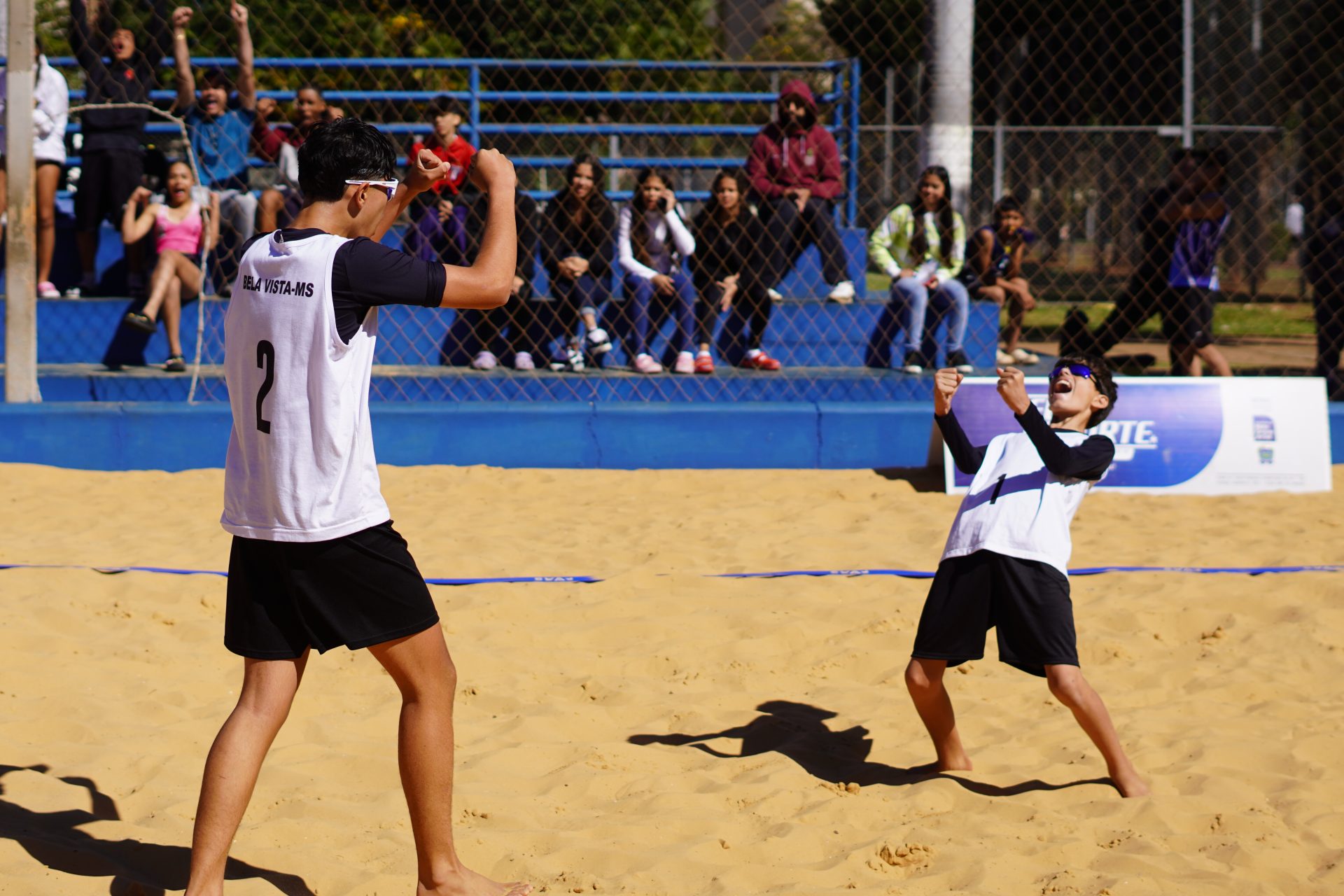 Últimas finais dos Jogos Escolares de MS coroam campeões no basquete, handebol e vôlei de praia