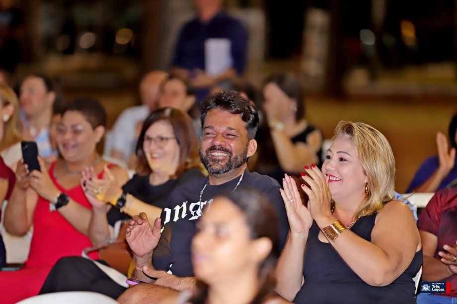 “Be Yourself – Parte 2” emociona público com espetáculo sobre aceitação e autenticidade “Be Yourself – Parte 2” emociona público com espetáculo sobre aceitação e autenticidade