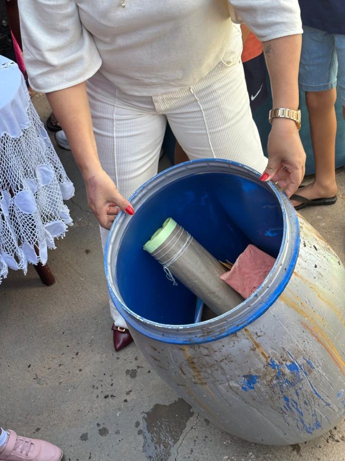Dez Anos depois: Cápsula do Tempo é aberta e emociona comunidade da Escola Gentil Montalvão Dez Anos depois: Cápsula do Tempo é aberta e emociona comunidade da Escola Gentil Montalvão