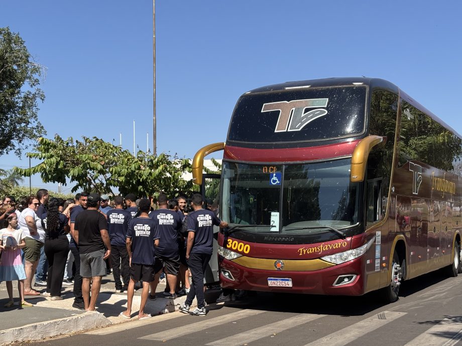 Bi-campeã Estadual 2025, Banda Marcial Cristo Redentor é recebida com carreata em Três Lagoas Bi-campeã Estadual 2025, Banda Marcial Cristo Redentor é recebida com carreata em Três Lagoas