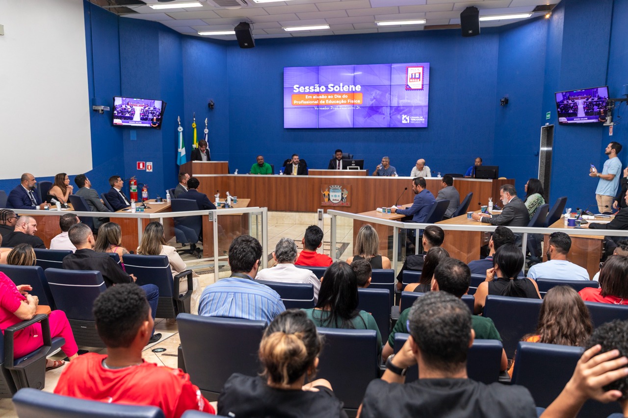 Vereadores realizam sessão solene alusiva ao Dia do Profissional de Educação Física Vereadores realizam sessão solene alusiva ao Dia do Profissional de Educação Física