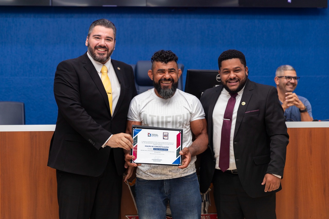 Vereadores realizam sessão solene alusiva ao Dia do Profissional de Educação Física Vereadores realizam sessão solene alusiva ao Dia do Profissional de Educação Física