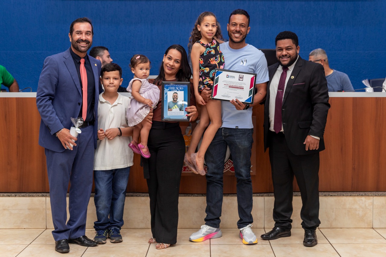 Vereadores realizam sessão solene alusiva ao Dia do Profissional de Educação Física Vereadores realizam sessão solene alusiva ao Dia do Profissional de Educação Física