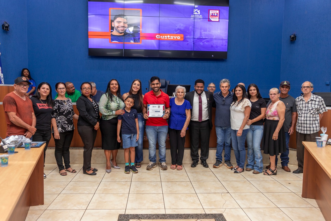 Vereadores realizam sessão solene alusiva ao Dia do Profissional de Educação Física Vereadores realizam sessão solene alusiva ao Dia do Profissional de Educação Física