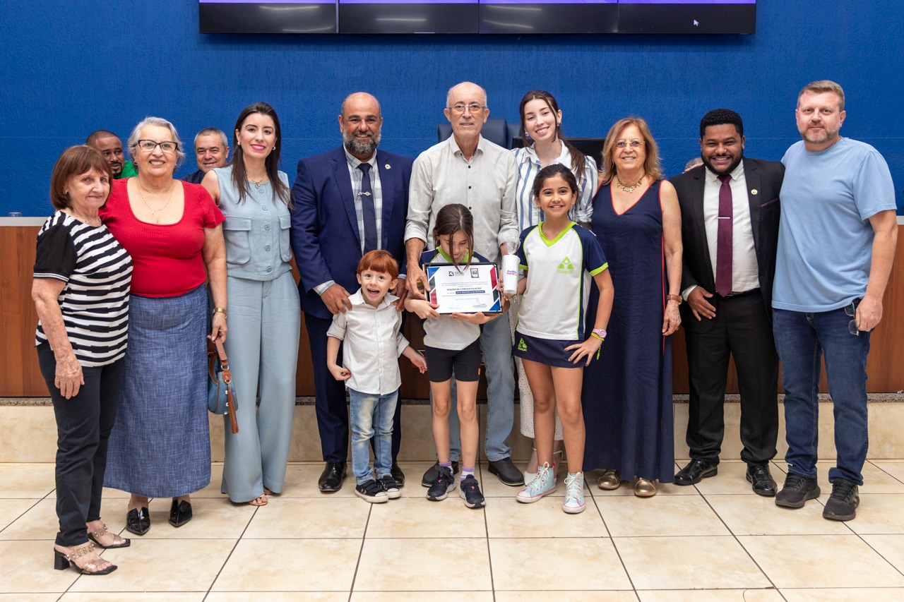 Vereadores realizam sessão solene alusiva ao Dia do Profissional de Educação Física Vereadores realizam sessão solene alusiva ao Dia do Profissional de Educação Física