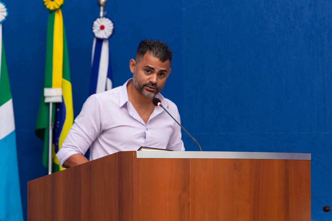 Vereadores realizam sessão solene alusiva ao Dia do Profissional de Educação Física Vereadores realizam sessão solene alusiva ao Dia do Profissional de Educação Física