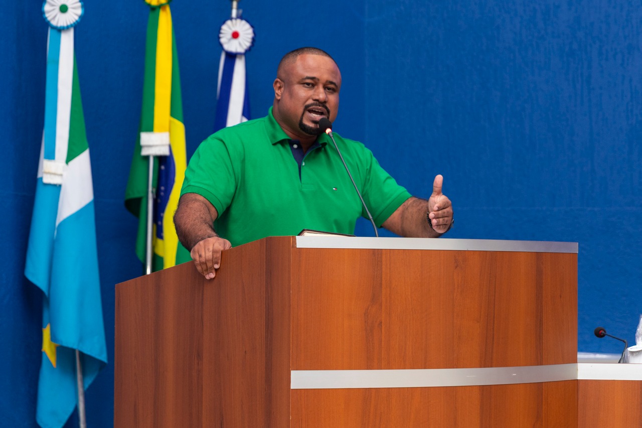 Vereadores realizam sessão solene alusiva ao Dia do Profissional de Educação Física Vereadores realizam sessão solene alusiva ao Dia do Profissional de Educação Física