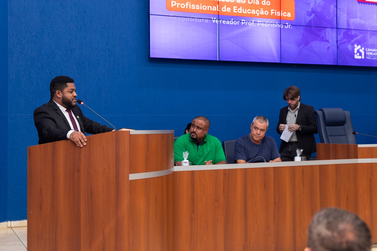 Vereadores realizam sessão solene alusiva ao Dia do Profissional de Educação Física Vereadores realizam sessão solene alusiva ao Dia do Profissional de Educação Física