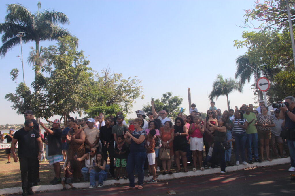 Três Lagoas celebra Independência com grandioso desfile cívico na Lagoa Maior Três Lagoas celebra Independência com grandioso desfile cívico na Lagoa Maior