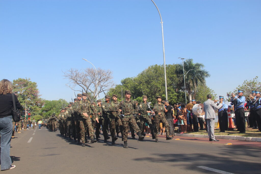Três Lagoas celebra Independência com grandioso desfile cívico na Lagoa Maior Três Lagoas celebra Independência com grandioso desfile cívico na Lagoa Maior